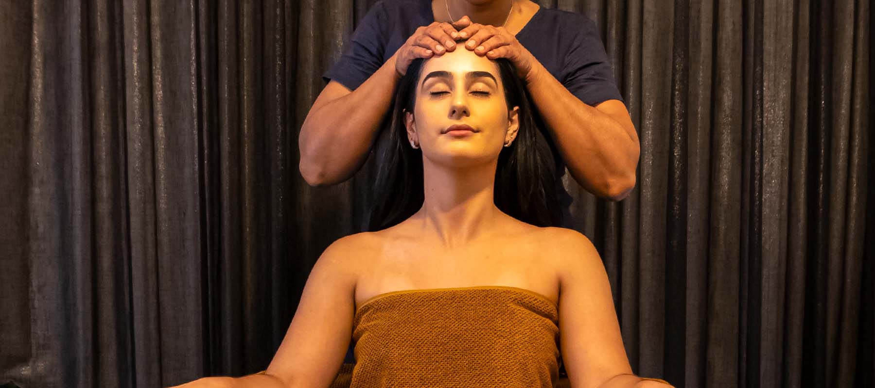 indian ayurvedic head massage